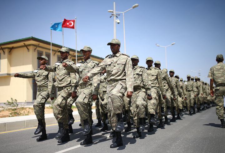 2018 Σομαλία Σομαλοί στρατιώτες εκπαιδεύονται από τις τουρκικές ένοπλες δυνάμεις στη τουρκική στρατιωτική βάση στο Μογκαντίσου.