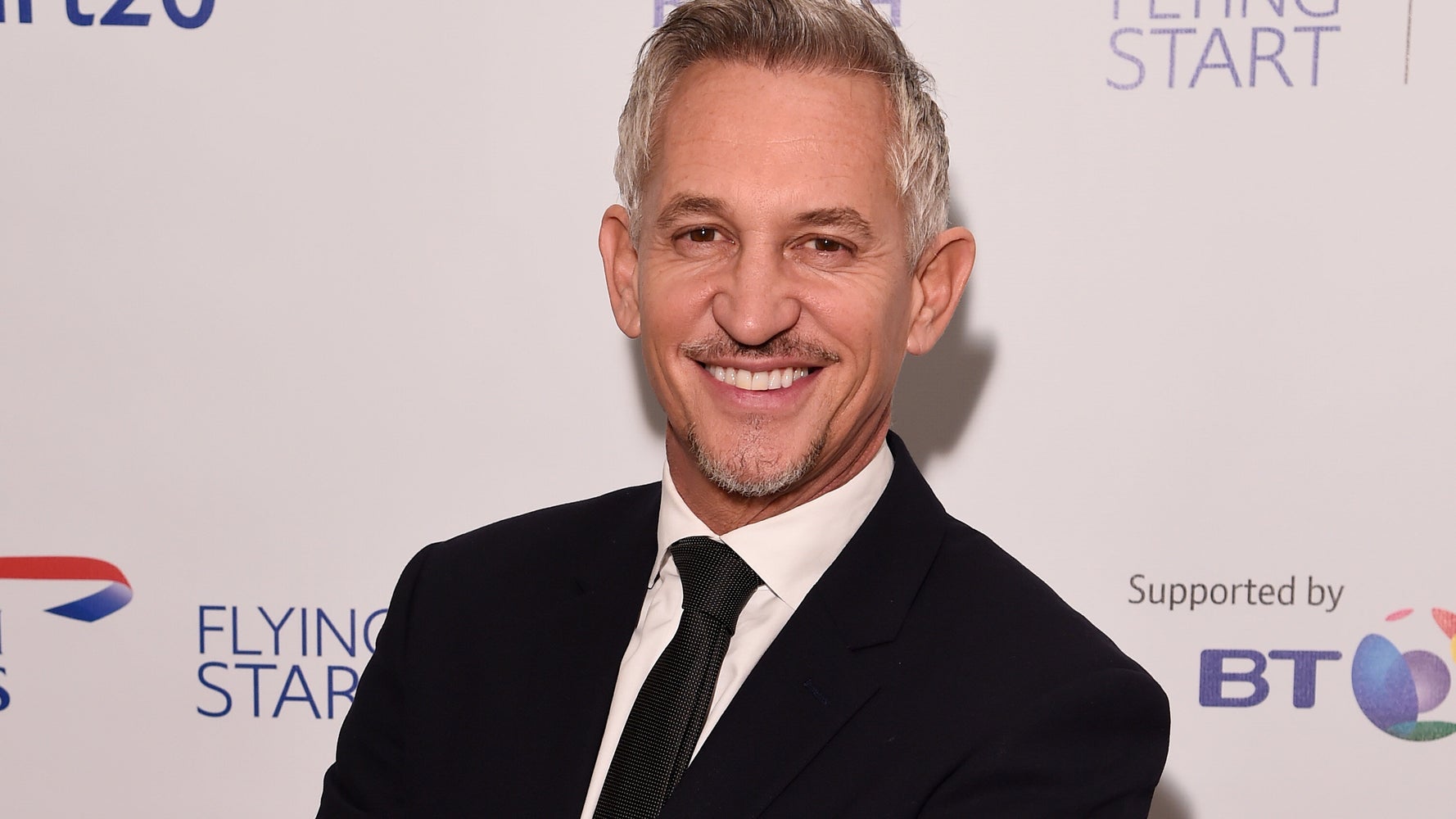 Gary Lineker Is Happy Being Single Thanks Because Dating Apps Make Him 'Grimace' - Vimarsana News