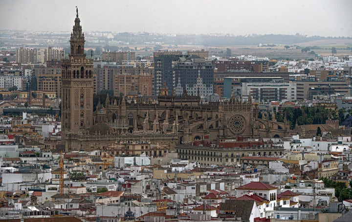 La Catedral de Sevilla no se encuentra en el primer listado de bienes inmatriculados que serán devueltos.