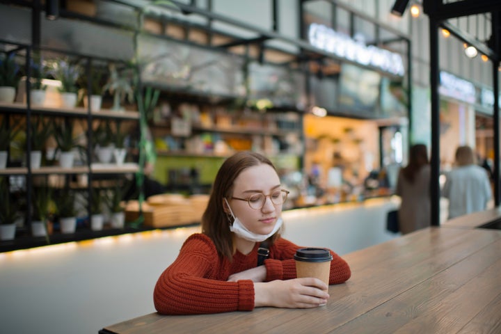 Airport food court can easily suck away your hard-earned cash without you realizing it.