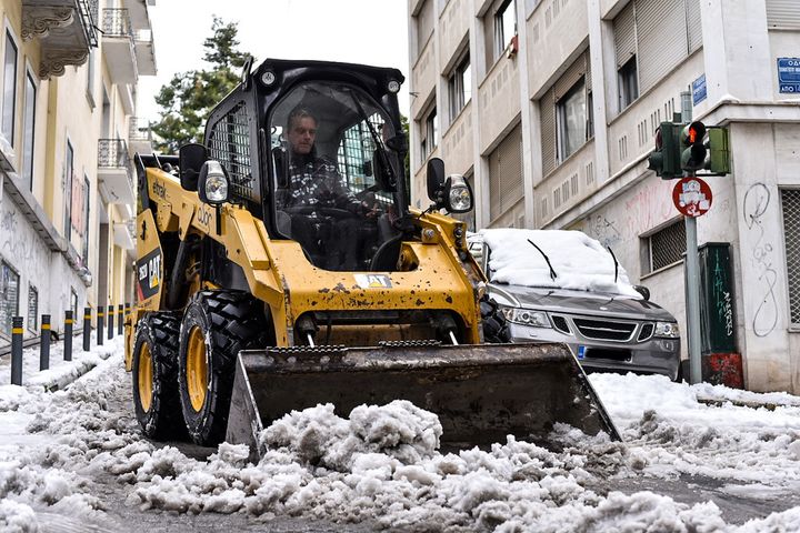 Από τις επιχειρήσεις του Δήμου Αθηναίων κόντρα στον χιονιά «Ελπίς»