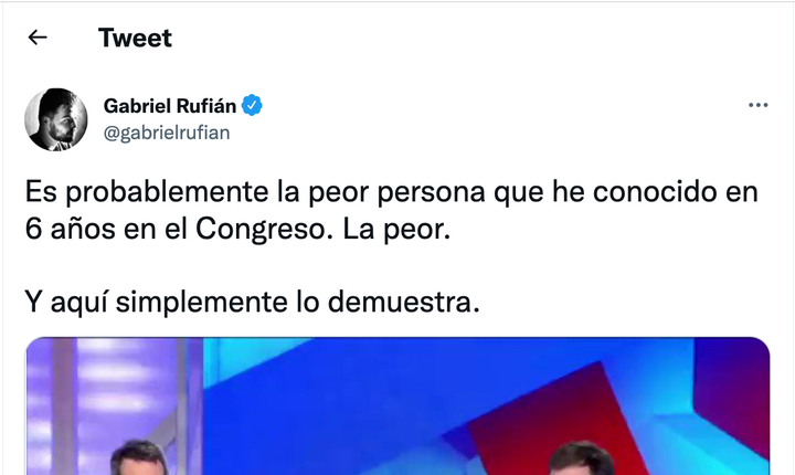 Gabriel Rufián comenta un vídeo de 'Todo es mentira' en Twitter.