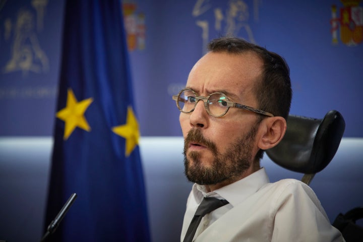Echenique, en una comparecencia ante los medios en el Congreso