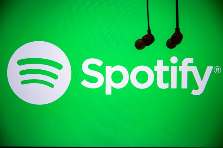 Spotify 新型コロナ誤情報の対策導入を発表 ニール ヤングの楽曲削除宣言から1週間で動く ハフポスト World Spotify 新型コロナ誤情報の対策導入を発表 ニール ヤングの楽曲削除宣言から1週間で動く ハフポスト World