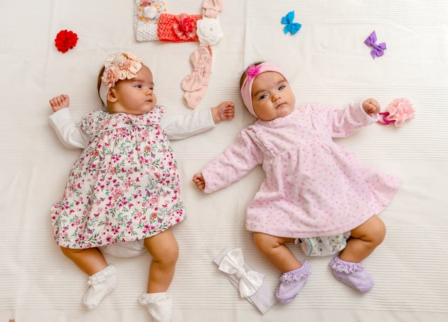 A Strasbourg Des Sœurs Jumelles Accouchent Le Meme Jour De Deux Petites Filles Le Huffpost