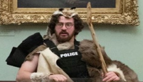 Capitol Rioter With Photo From Senator’s Office Told FBI
He’d Visited A ‘Gift Shop’ 2