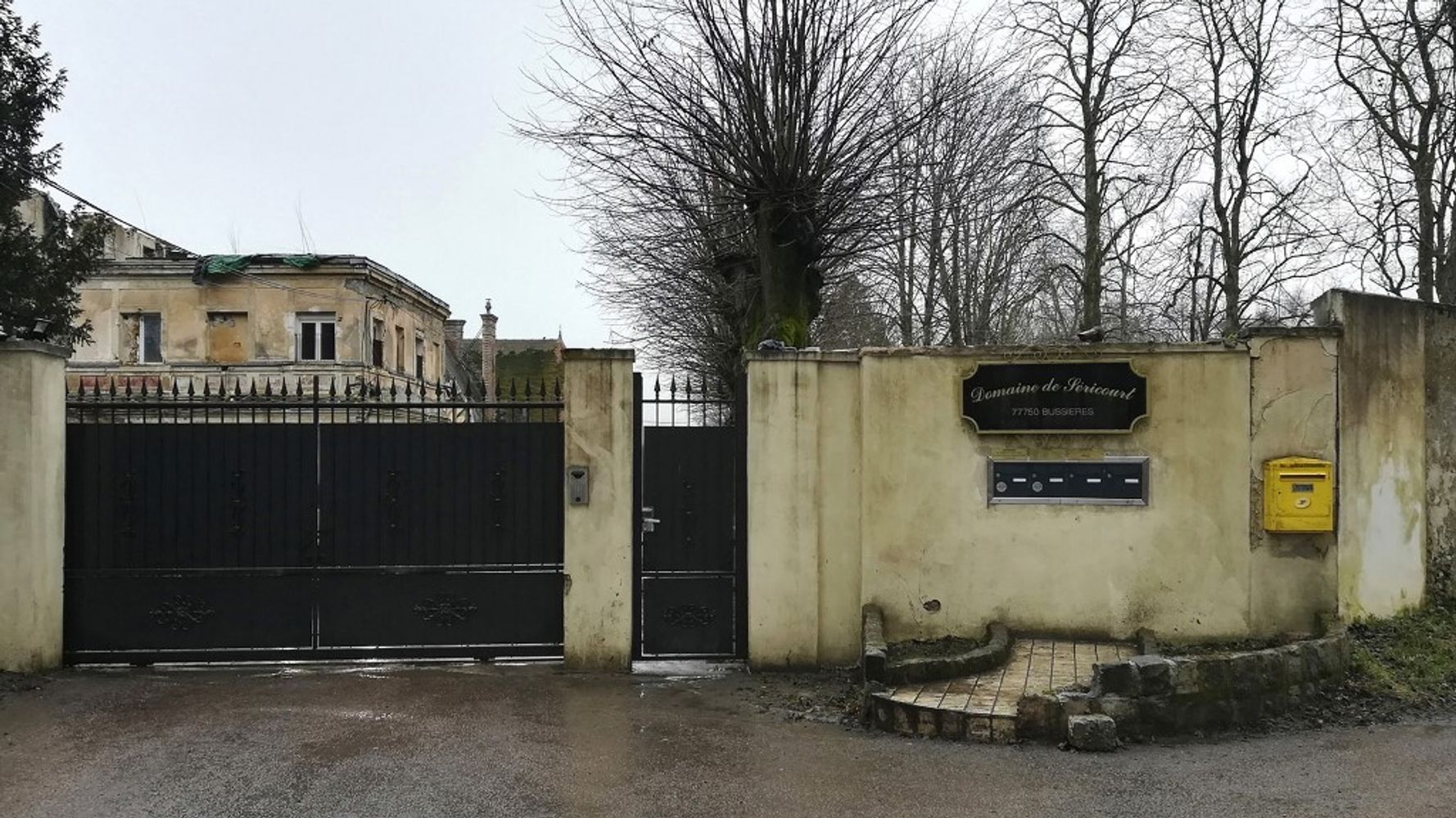 Dans une école juive à Bussières, sept mises en examen pour violences aggravées