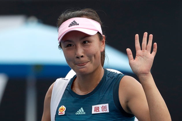Peng Shuai annonce sa retraite et déplore un "énorme malentendu" | Le HuffPost