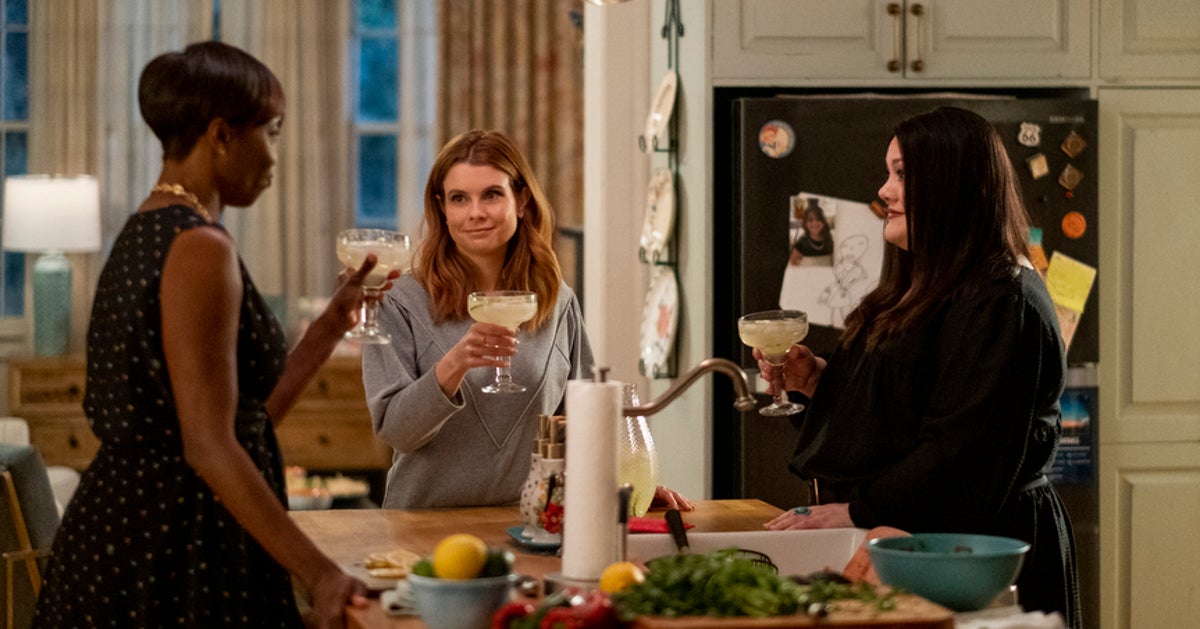The Most Popular Shows On Netflix Right Now Besides 'Sweet Magnolias ...