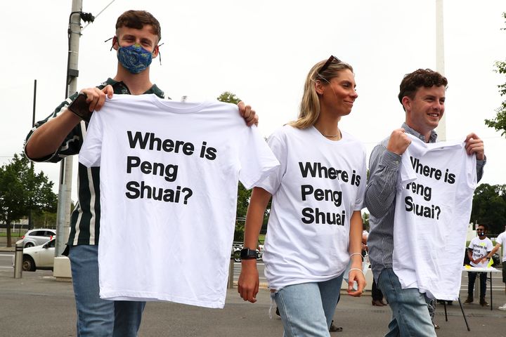 Supporters of Chinese tennis player Peng Shuai at the Australian Open on Jan. 29, 2022. 