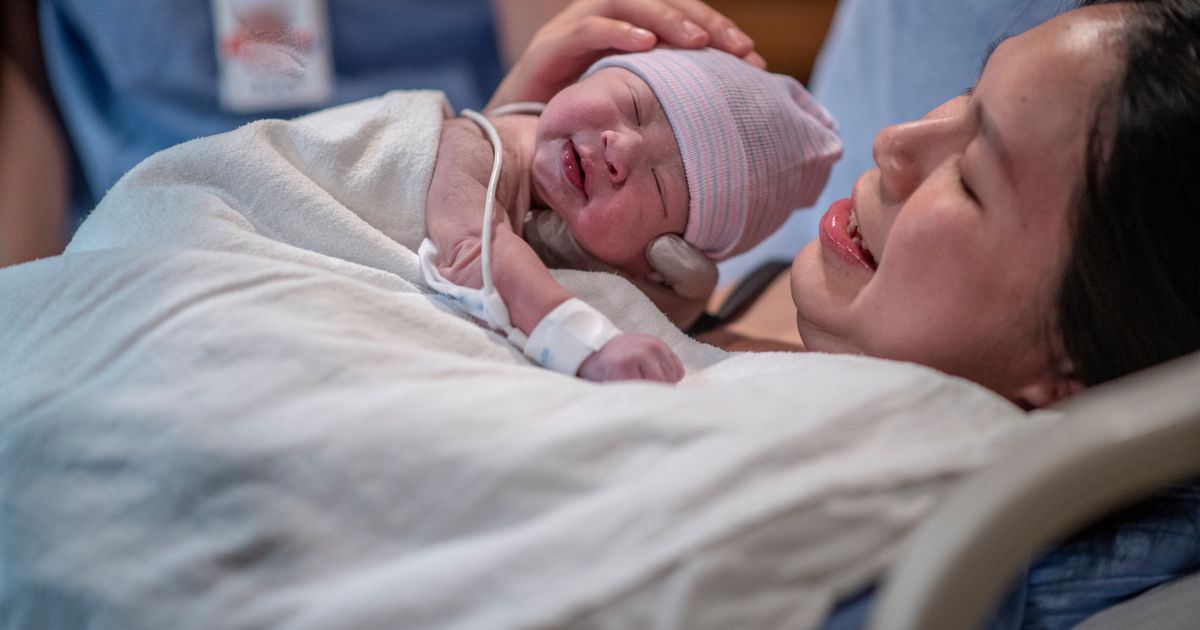 What People Get Wrong About The 'Golden Hour' After Birth