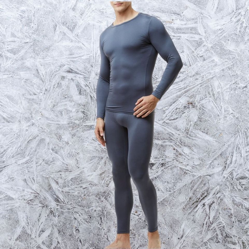 A thermal fleece-lined underwear set for men