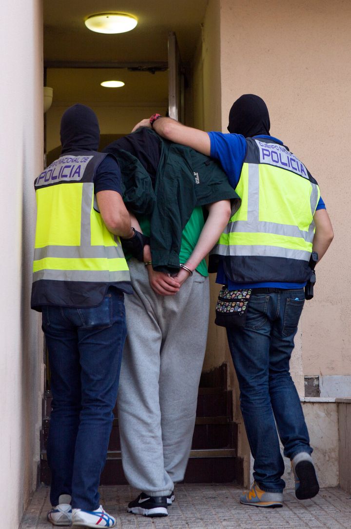 Imagen de archivo de un arresto por yihadismo en Melilla, en 2016. 