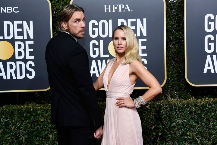 Dax Shepard and Kristen Bell arrive at the Golden Globes in 2019.