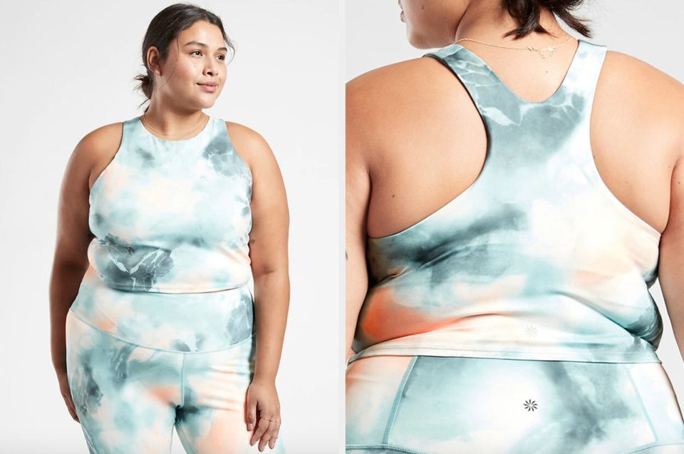 A buttery-soft crop top if you and your D–DD+ booblies never miss a single Pilates class — you might as well be everyone else's fashion inspo while you're in there 🤷.