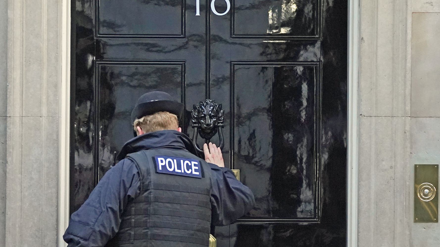 Don T Threaten Police Boris Johnson S Allies Warned Over Partygate Huffpost Uk Politics