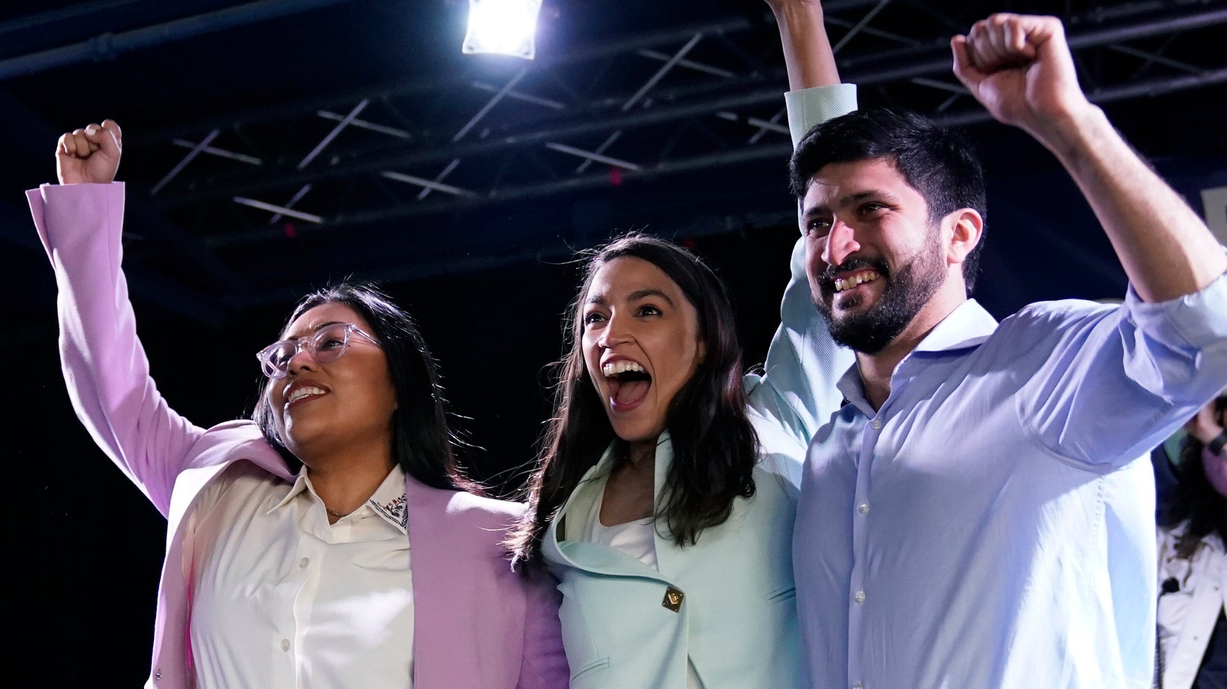 Rep. Alexandria Ocasio-Cortez Rallies Support For Progressive Texas Candidates - Vimarsana News