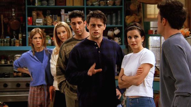Rachel, Phoebe, Ross, Joey, Monica et Chandler dans un épisode de la saison 3 de