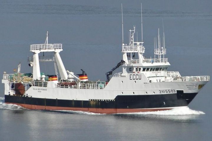 Αυτή η φωτογραφία χωρίς ημερομηνία που παρέχεται από το Υπουργείο Γεωργίας, Αλιείας και Τροφίμων της Ισπανίας δείχνει το ισπανικό αλιευτικό σκάφος «Villa de Pitanxo». Το ισπανικό αλιευτικό σκάφος βυθίστηκε στα ανοιχτά της Νέας Γης, στον ανατολικό Καναδά, την Τρίτη 15 Φεβρουαρίου 2022, σκοτώνοντας τουλάχιστον τέσσερις ανθρώπους. Τρία μέλη του πληρώματος διασώθηκαν και οι επιχειρήσεις έρευνας ήταν σε εξέλιξη για τον εντοπισμό και άλλων μελών του 24μελούς πληρώματος του βυθισμένου σκάφους. (Υπουργείο Γεωργίας, Αλιείας και Τροφίμων μέσω AP)