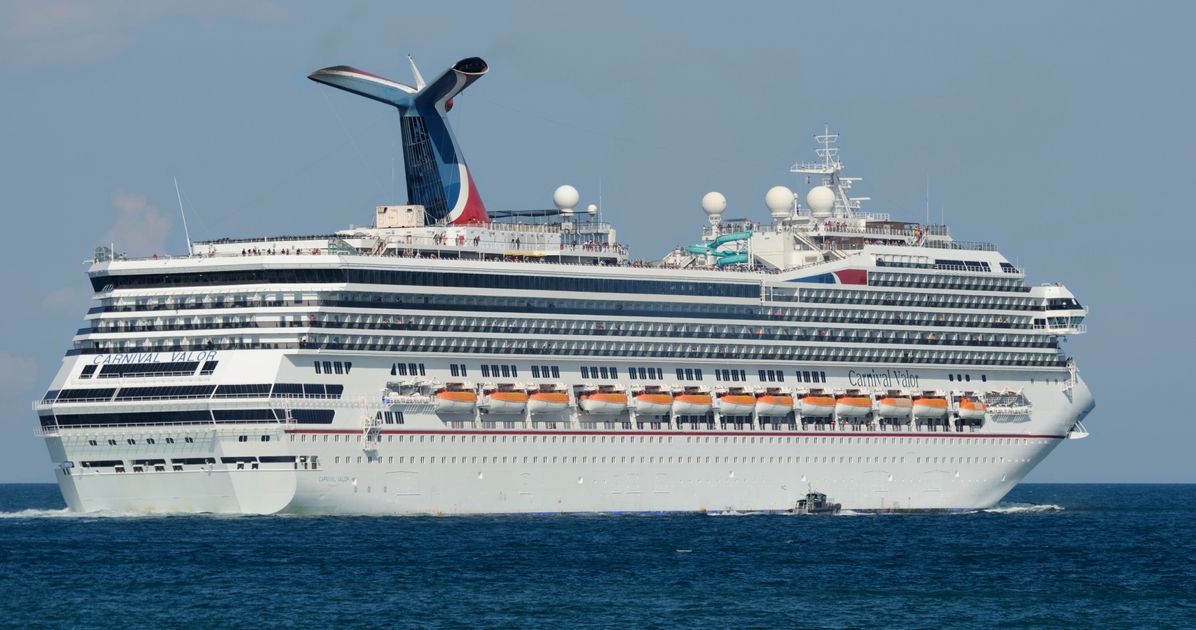 Woman Goes Overboard On Carnival Cruise, Prompting Coast Guard Search ...