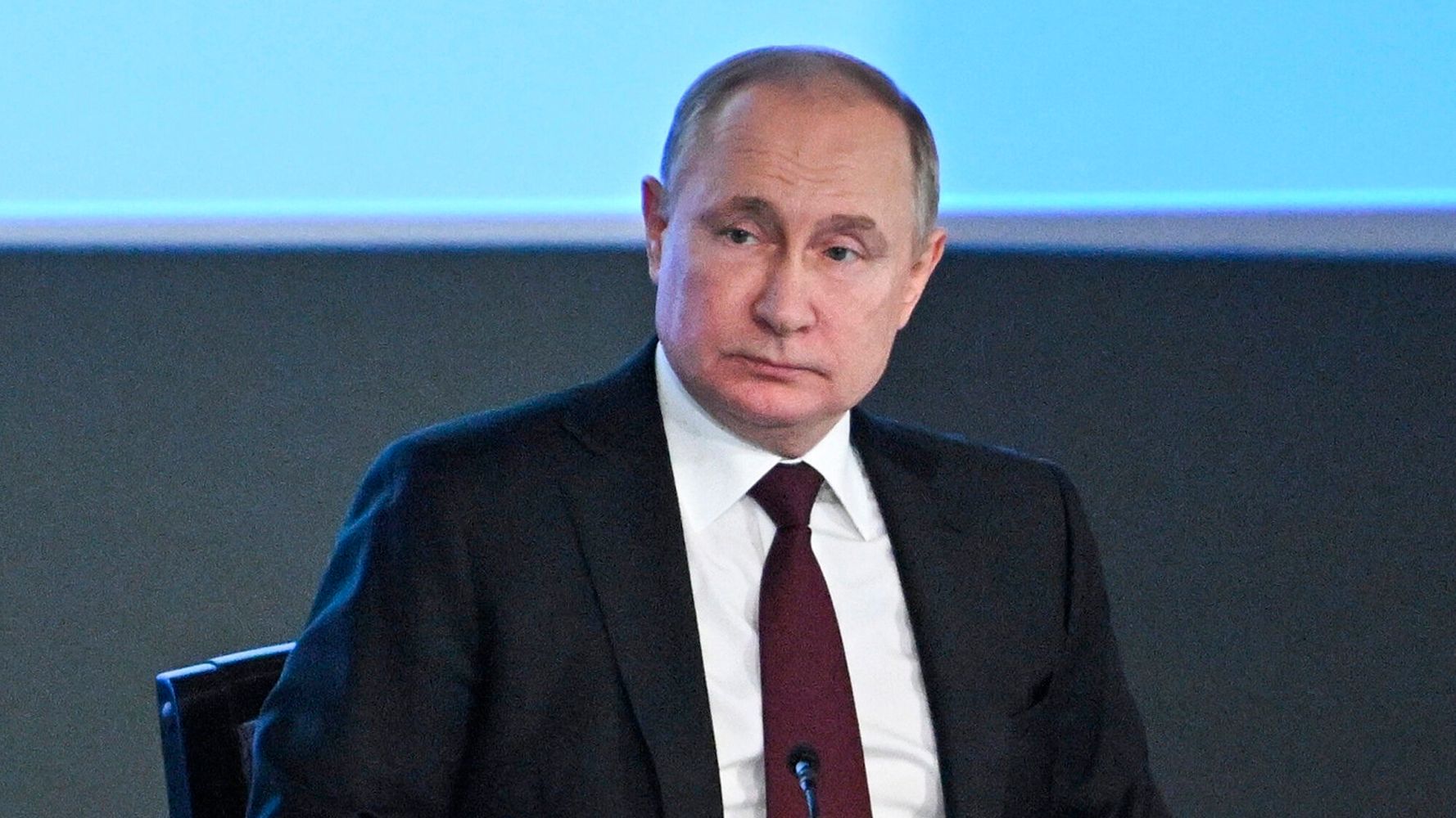 最期 プーチン ゼレンスキー大統領、プーチン「最後通牒」拒否…「いかなる妥協にも国民投票が必要」 :
