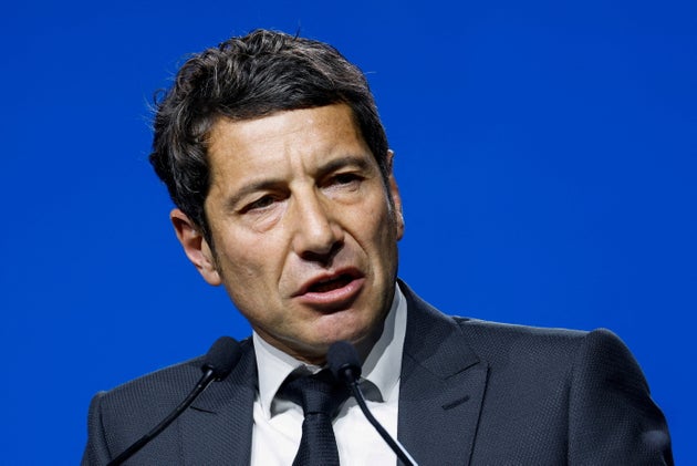 Un geste original porté par le maire LR de Cannes David Lisnard car pour lui
