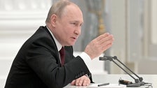 Putin Mulls Recognizing Separatist Eastern Ukrainian Regions Putin Mulls Recognizing Separatist Eastern Ukrainian Regions