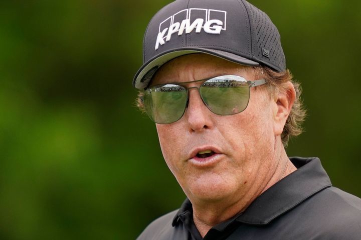 Phil Mickelson apologized Tuesday for comments about the Saudis and a proposed super league, damaging words he claims were off the record and not meant to be shared publicly. (AP Photo/John Minchillo, File)