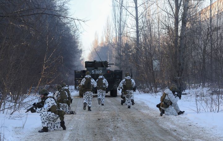 Εικόνες από παλαιότερη άσκηση Ουκρανών στρατιωτών στην περιοχή. 