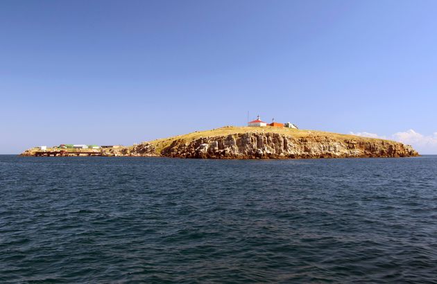 スネーク島の愛称で知られるウクライナのズミイヌイ島