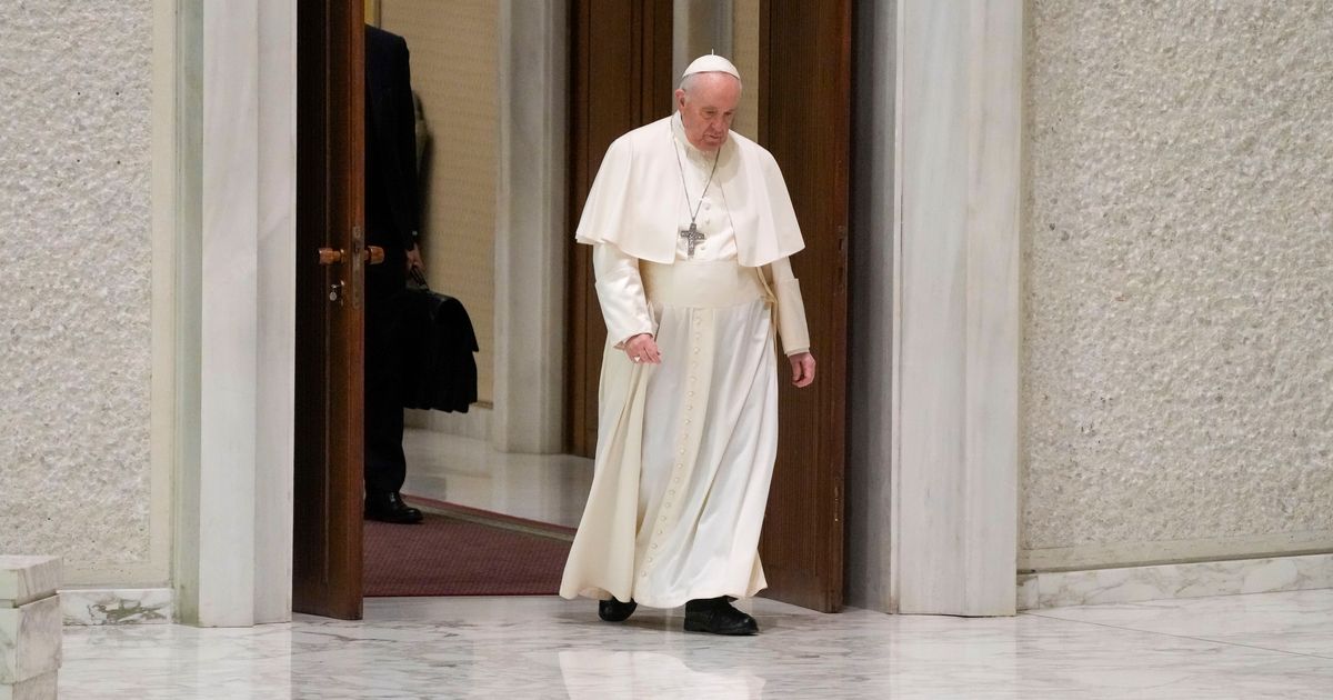 Pope Visits Russian Embassy To 'Express Concern' About Ukraine