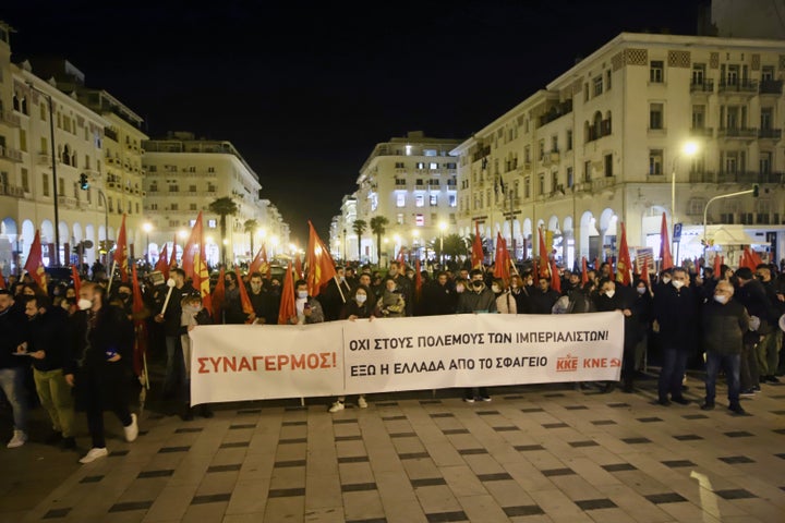 ΘΕΣΣΑΛΟΝΙΚΗ - ΑΝΤΙΠΟΛΕΜΙΚΗ ΠΟΡΕΙΑ ΜΕΛΩΝ ΤΟΥ ΚΚΕ ΣΤΟ ΡΩΣΙΚΟ ΚΑΙ ΑΜΕΡΙΚΑΝΙΚΟ ΠΡΟΞΕΝΕΙΟ (ΜΟΤΙΟΝΤΕΑΜ/ΓΙΩΡΓΟΣ ΚΩΝΣΤΑΝΤΙΝΙΔΗΣ)