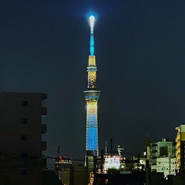 在日ウクライナ大使館が投稿した東京スカイツリーの写真