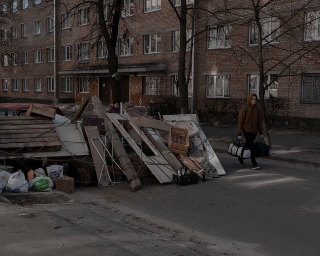 Une barricade dans une rue de Kiev, en Ukraine, le 28 février
