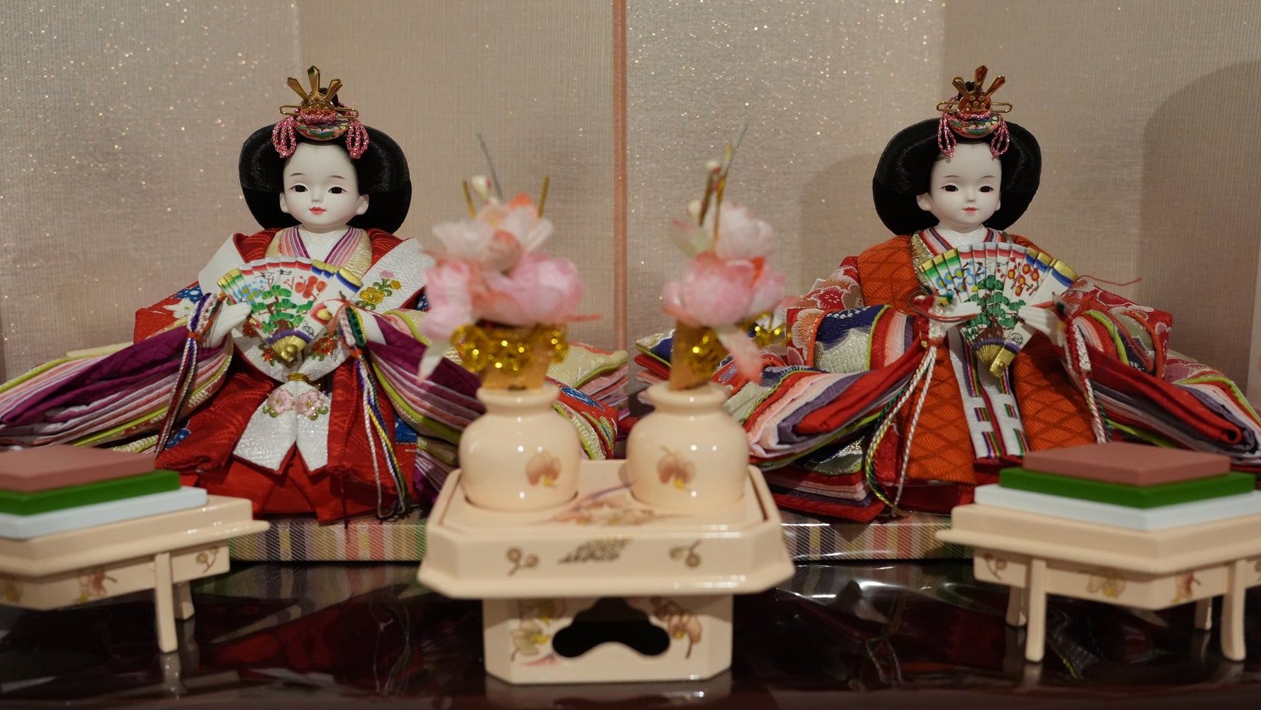 雛人形って 女性ペア 男性ペアでも買えるの 多様性社会のひな祭りとは 画像集 ハフポスト アートとカルチャー 雛人形って 女性ペア 男性ペアでも買えるの 多様性社会のひな祭りとは 画像集 ハフポスト アートとカルチャー