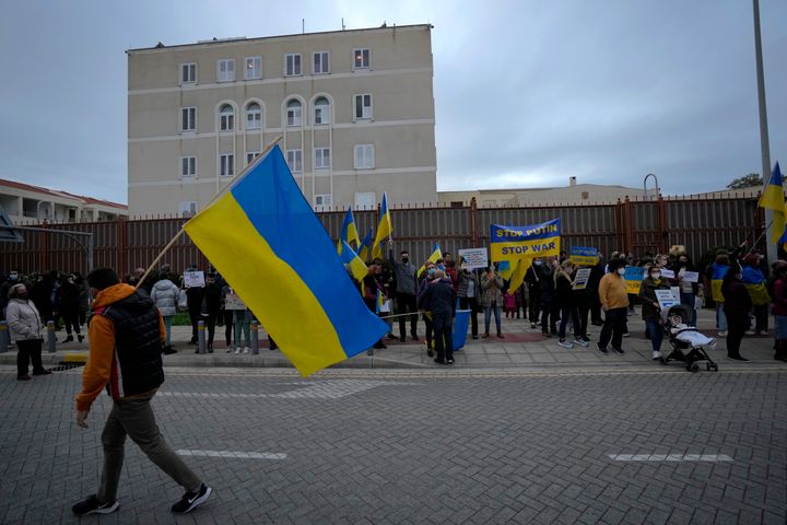 Κύπρος 1η Μαρτίου 2022 Διαδήλωση κατά της ρωσικής εισβολής στην Ουκρανία έξω από την πρεσβεία της Ρωσίας στη Λευκωσία. 