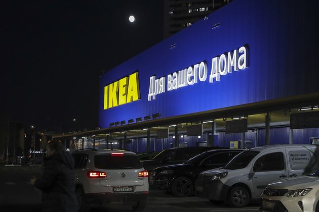 Dernière opportunité d'acheter chez Ikea pour des milliers de Russes, après l'annonce...