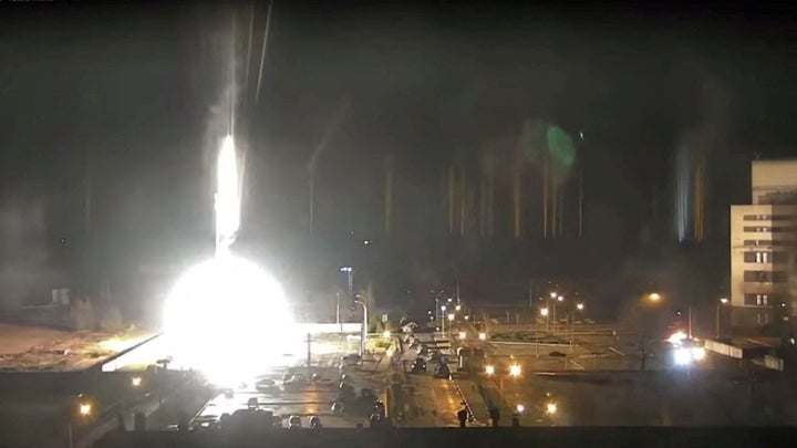 Captura del vídeo de seguridad de las cámaras de vigilancia de las instalaciones nucleares.