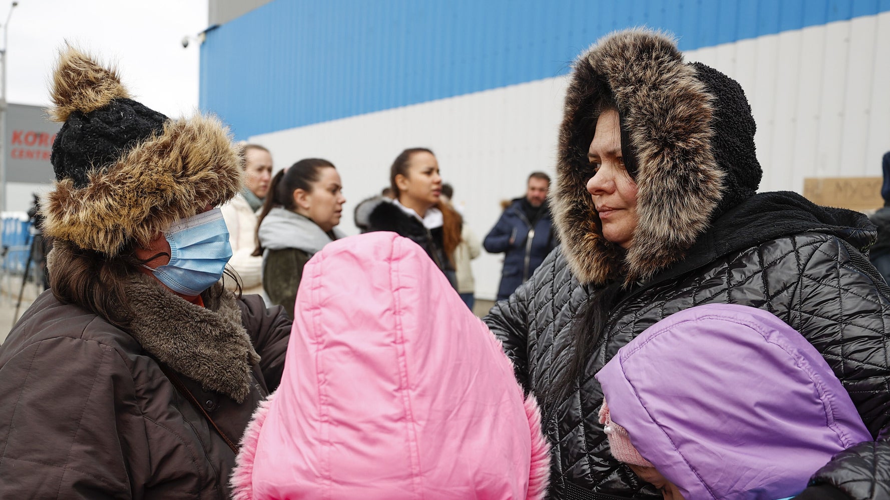 5 Simple Acts Of Kindness Giving Ukrainians (And The World) Some Hope - Vimarsana News