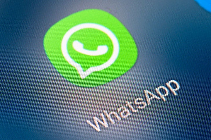El icono de WhatsApp, en un móvil.