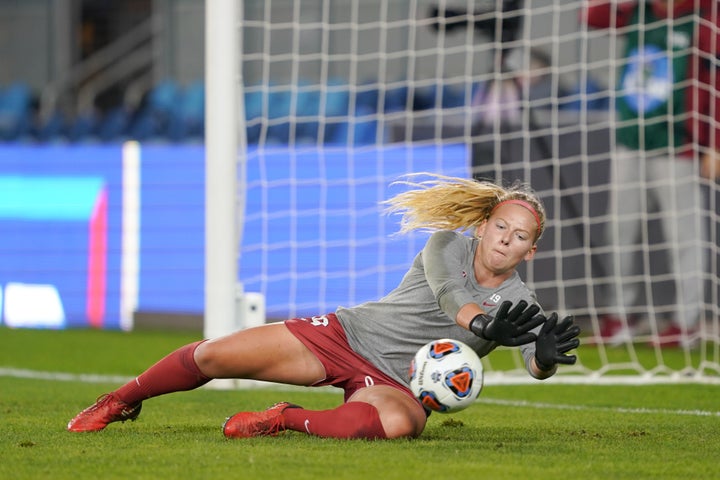 The Stanford Cardinal goalkeeper during warmups for a game against UNC in 2019.