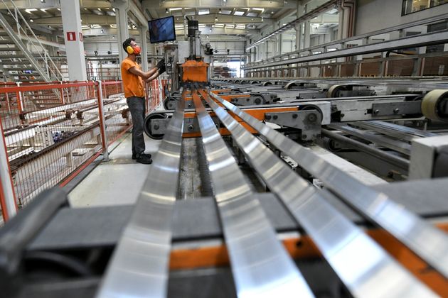 Le prix de l'aluminium, utilisé dans de nombreux secteurs industriels, a battu de nouveaux records...