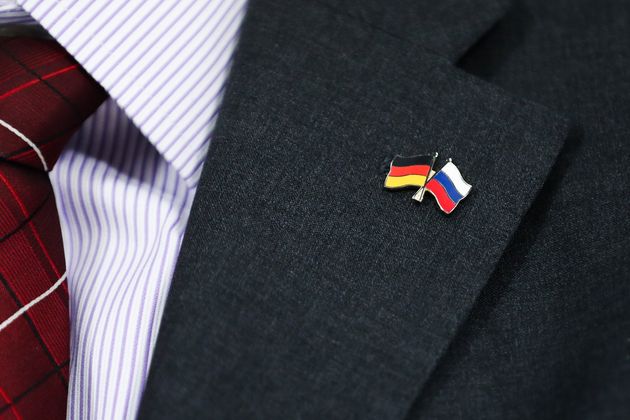 Photo d'illustration du drapeau allemand et du drapeau russe prise le 29 septembre 2017 à