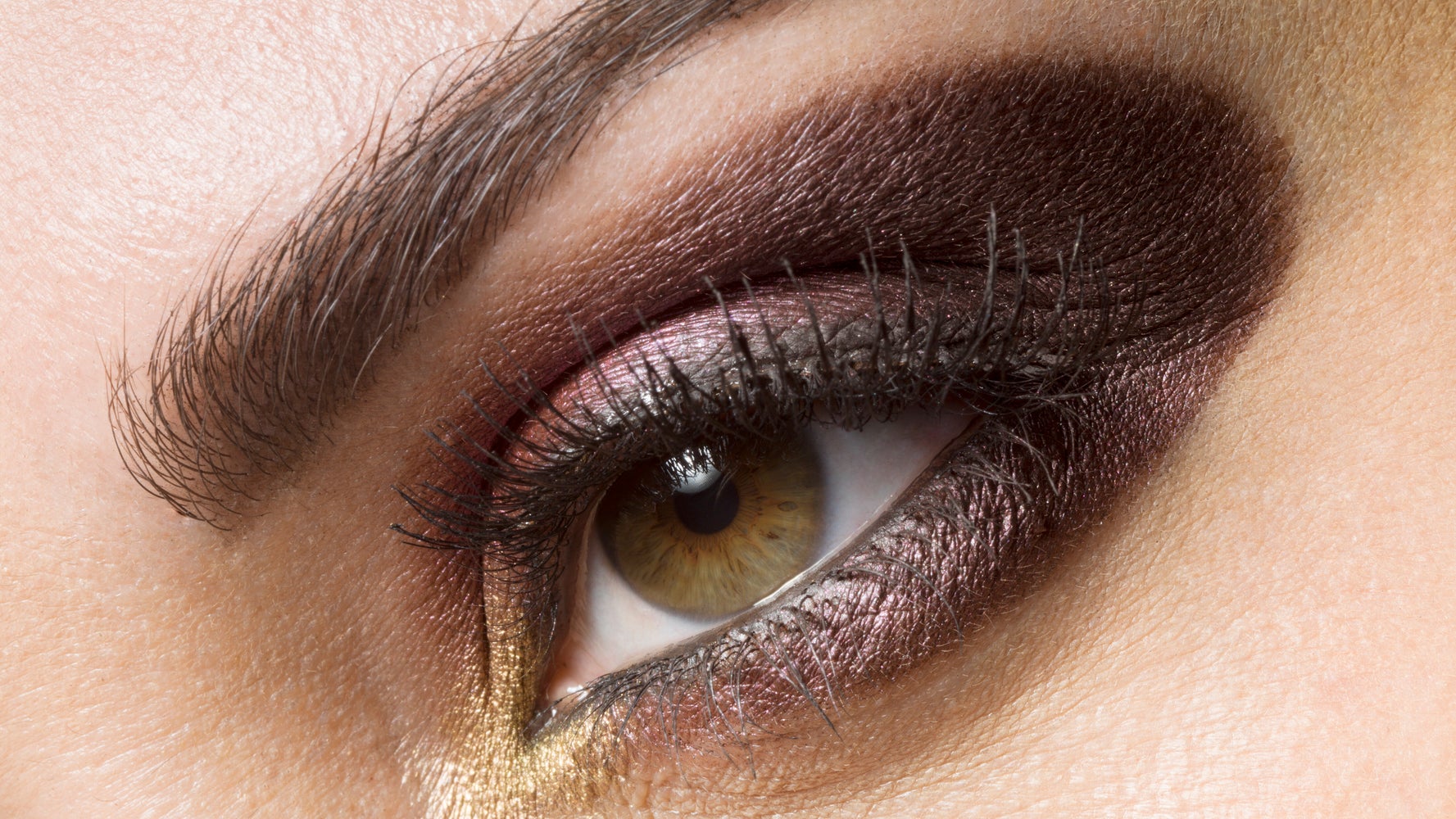 Is Lip Liner Safe To Use On Your Eyes? Experts Warn About TikTok's