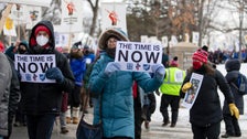 Minneapolis Teachers Strike After Failing To Reach Contract | WKKY
