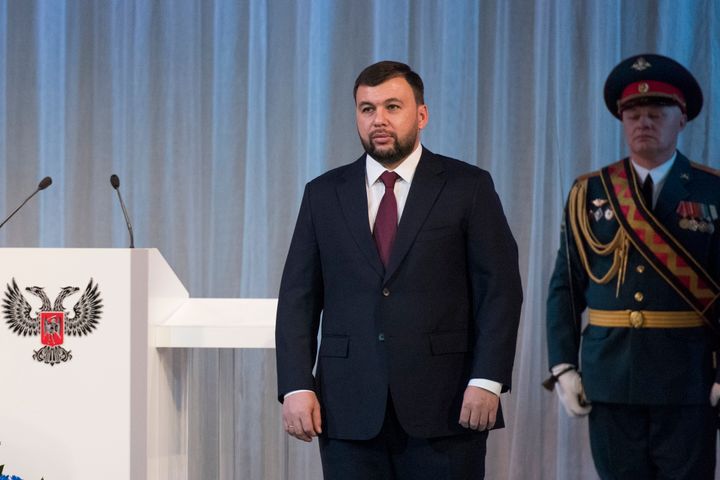 Εδώ ο Ντένις Πουσίλιν ορκίζεται ως ηγέτης της «Δημοκρατίας του Ντονέτσκ» στις 20 Νοεμβρίου 2018. (AP Photo)