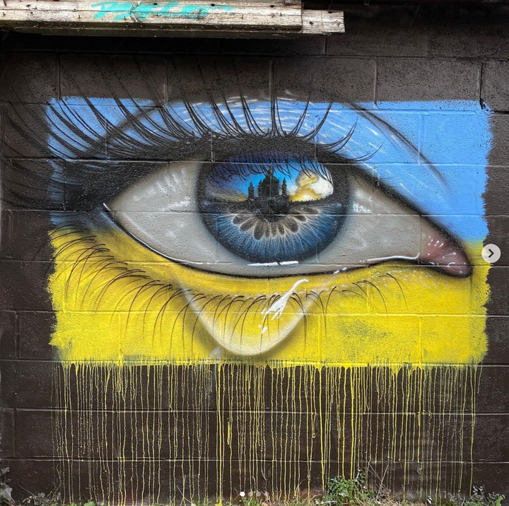 ウクライナに連帯するストリートアート 世界各地に広がる 私たちは味方だと伝えたい ハフポスト World ウクライナに連帯するストリートアート 世界各地に広がる 私たちは味方だと伝えたい ハフポスト World