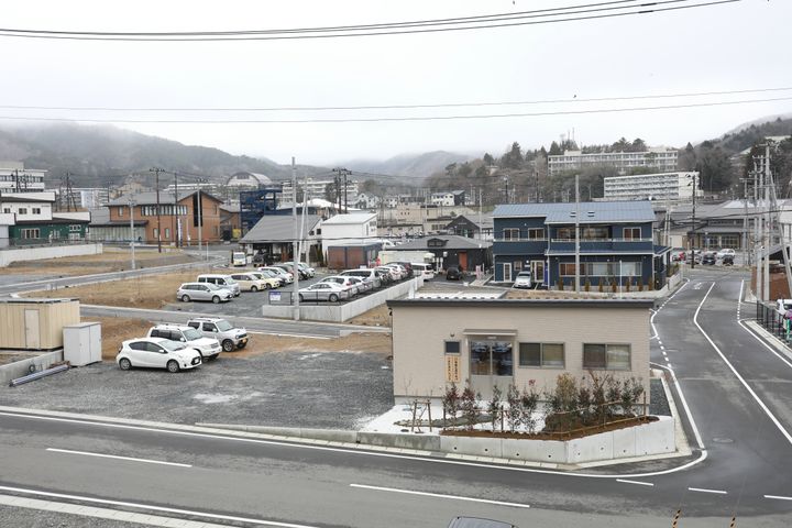 復興事業によるかさ上げ造成工事が進んでいた女川町の中心部（2020年撮影）