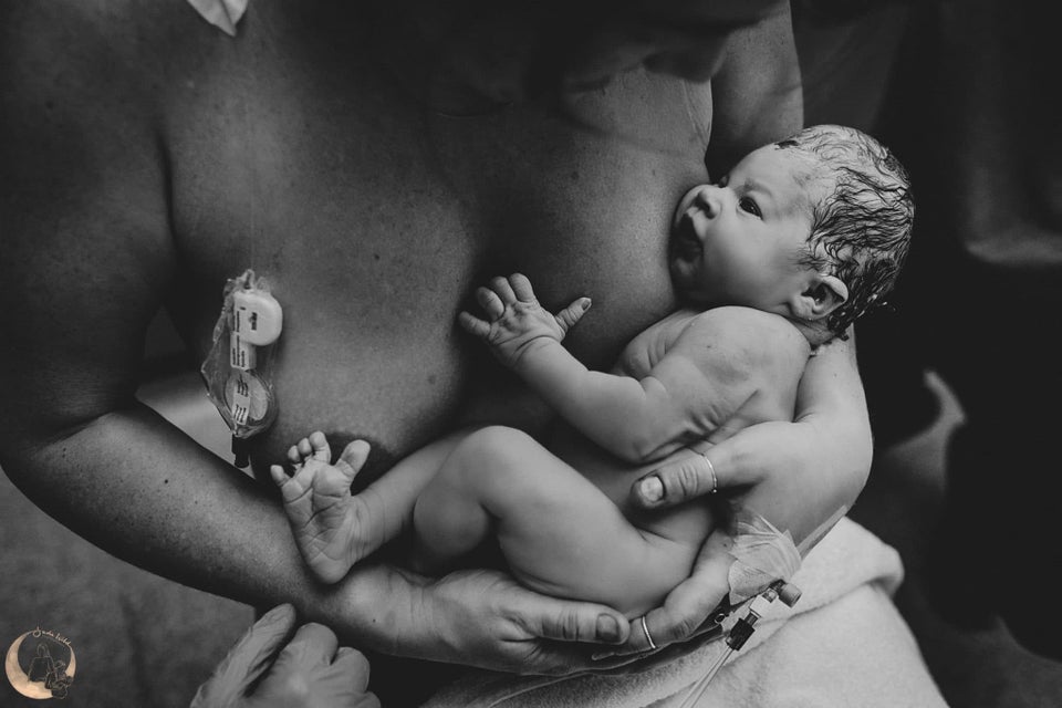 25 Raw Birth Photos That Capture The Beauty And Power Of Delivery