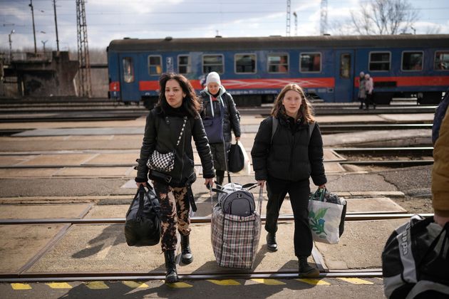 Depuis le début de la guerre en Ukraine, plus de 2 millions de civils ont quitté leur pays...